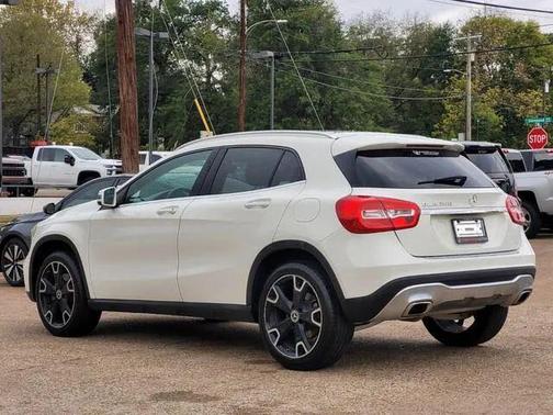 2018 Mercedes-Benz GLA 250 Base