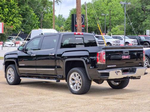 Onyx Black 2018 GMC Sierra 1500 SLT