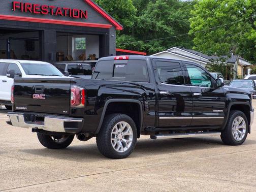 Onyx Black 2018 GMC Sierra 1500 SLT