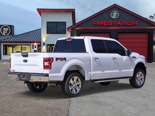 Oxford White 2019 Ford F-150 XLT