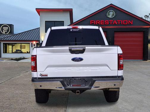 Oxford White 2019 Ford F-150 XLT