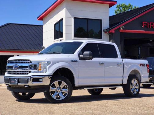 Oxford White 2019 Ford F-150 XLT