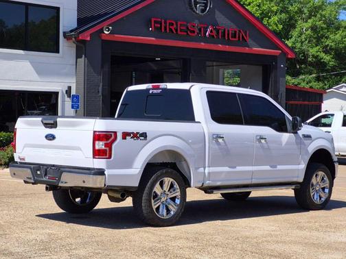 Oxford White 2019 Ford F-150 XLT