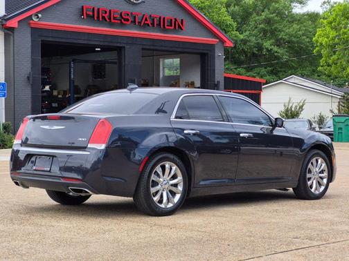 Maximum Steel Metallic Clearcoat 2019 Chrysler 300 Limited