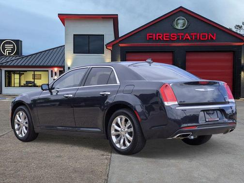 Maximum Steel Metallic Clearcoat 2019 Chrysler 300 Limited