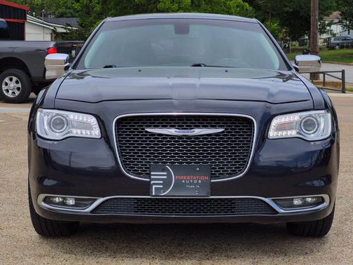 Maximum Steel Metallic Clearcoat 2019 Chrysler 300 Limited