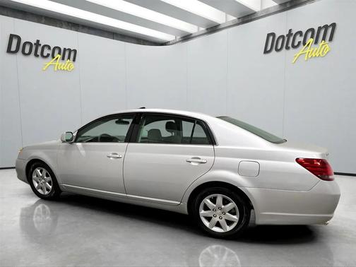 2008 Toyota Avalon XLS