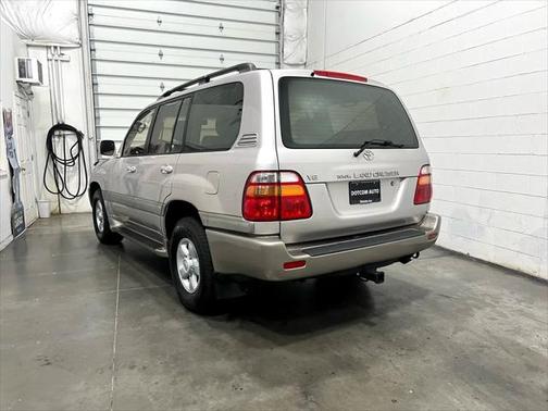 2000 Toyota Land Cruiser Base