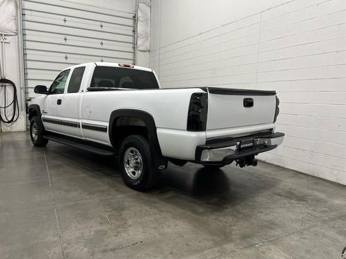 2001 Chevrolet Silverado 2500 LS H/D Extended Cab