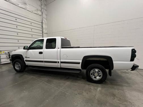 2001 Chevrolet Silverado 2500 LS H/D Extended Cab