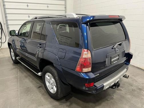 2004 Toyota 4Runner Limited V8