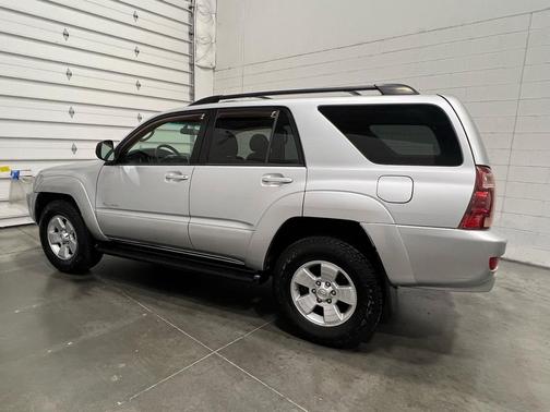 2003 Toyota 4Runner SR5