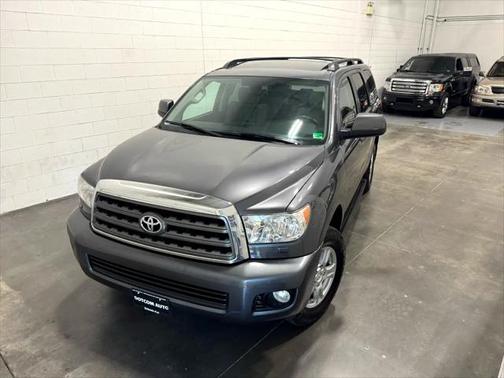 2013 Toyota Sequoia SR5