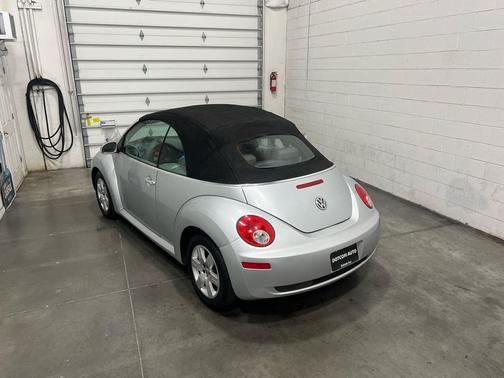 2007 Volkswagen New Beetle 2.5