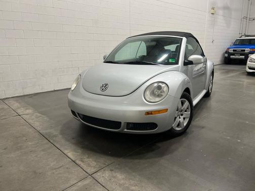 2007 Volkswagen New Beetle 2.5