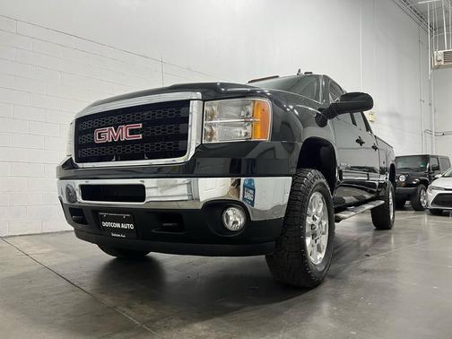2011 GMC Sierra 2500 SLT