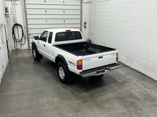 2003 Toyota Tacoma Xtracab