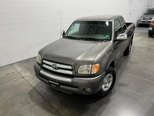 2004 Toyota Tundra SR5