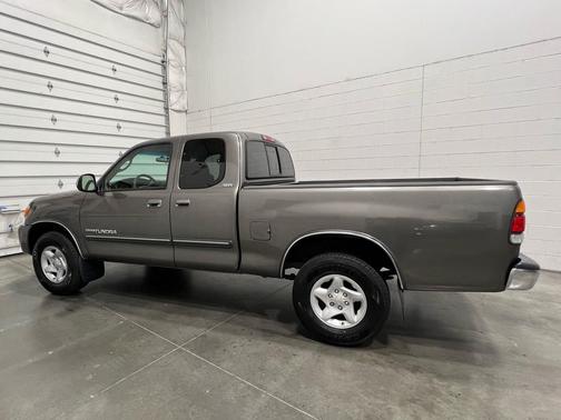 2004 Toyota Tundra SR5