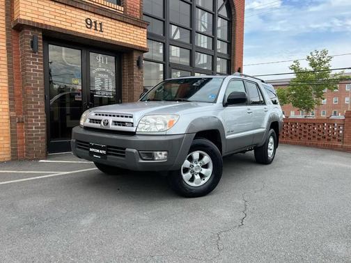 Silver 2003 Toyota 4Runner SR5