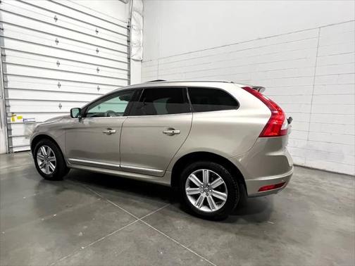 2016 Volvo XC60 T5 Premier