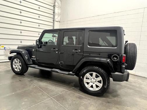 2013 Jeep Wrangler Unlimited Sahara