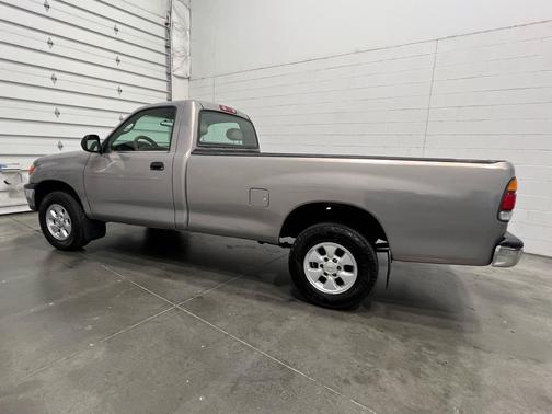 2000 Toyota Tundra Base