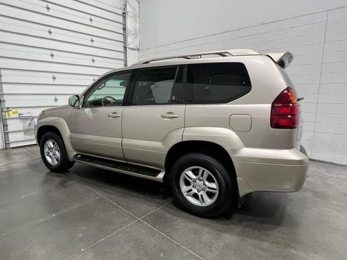 2004 Lexus GX 470 Sport Utility