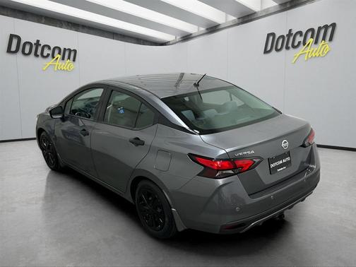 2020 Nissan Versa 1.6 S