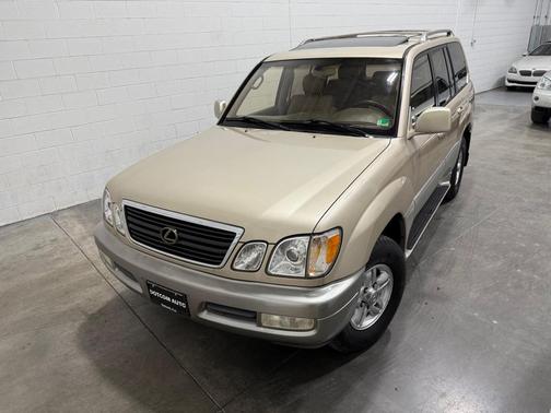 2002 Lexus LX 470 Base