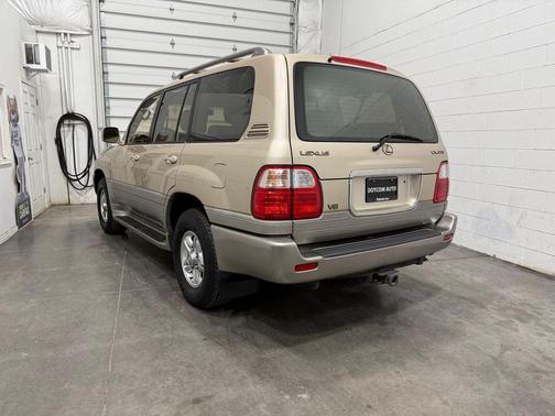 2002 Lexus LX 470 Base