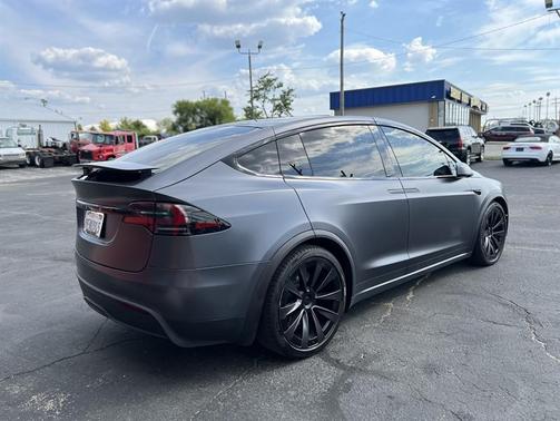 2023 Tesla Model X Plaid