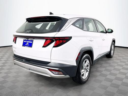 2025 Hyundai TUCSON SE