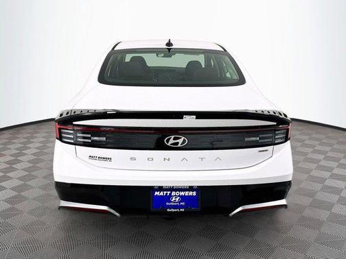 2025 Hyundai SONATA Hybrid SEL