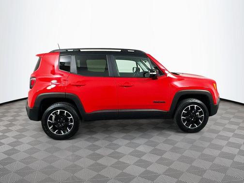 2023 Jeep Renegade Trailhawk