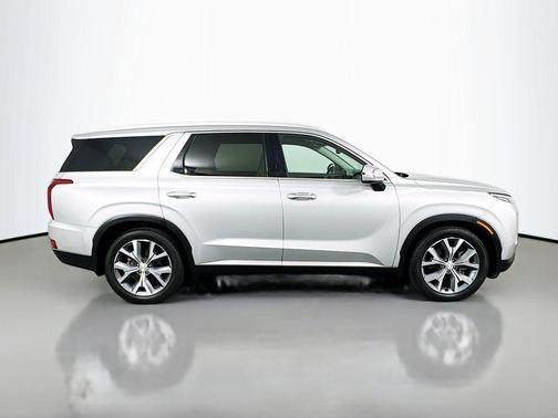 Silver 2022 Hyundai PALISADE SEL