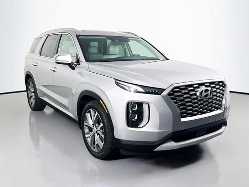 Silver 2022 Hyundai PALISADE SEL