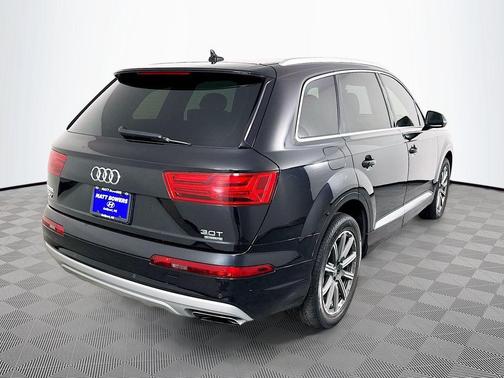 2017 Audi Q7 3.0T Premium Plus