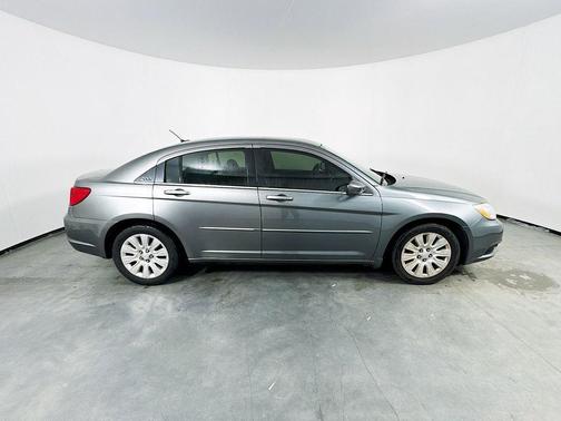 2012 Chrysler 200 LX