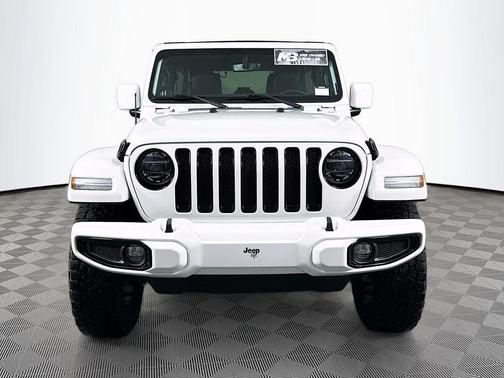 2022 Jeep Wrangler Unlimited Sahara Altitude