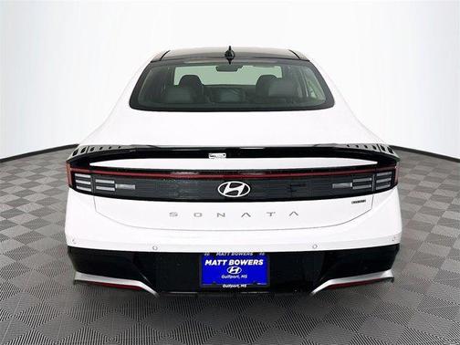 2025 Hyundai SONATA Hybrid Limited