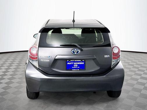 2013 Toyota Prius c 
