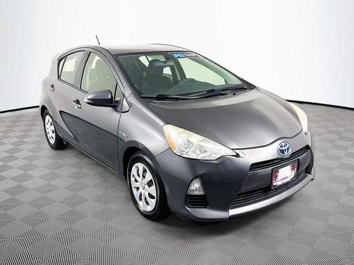 2013 Toyota Prius c 