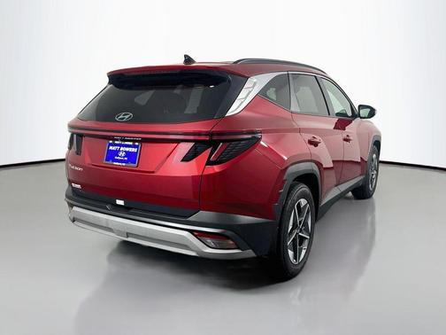 Red 2025 Hyundai TUCSON SEL Convenience