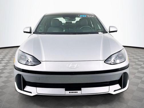 2025 Hyundai IONIQ 6 Limited