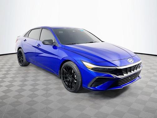 2025 Hyundai ELANTRA SEL Sport