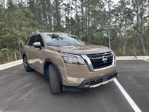 Baja Storm 2024 Nissan Pathfinder Platinum