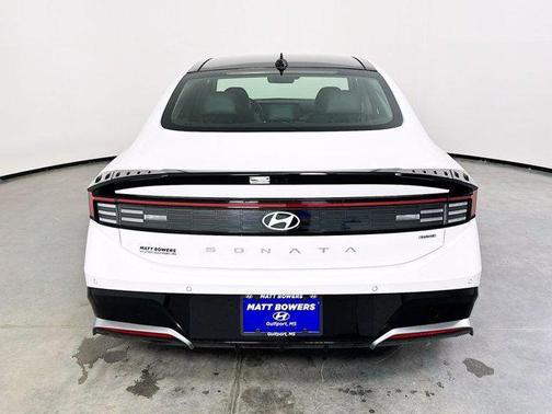 2025 Hyundai SONATA Hybrid Limited