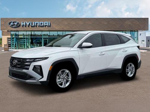 White 2026 Hyundai TUCSON SE