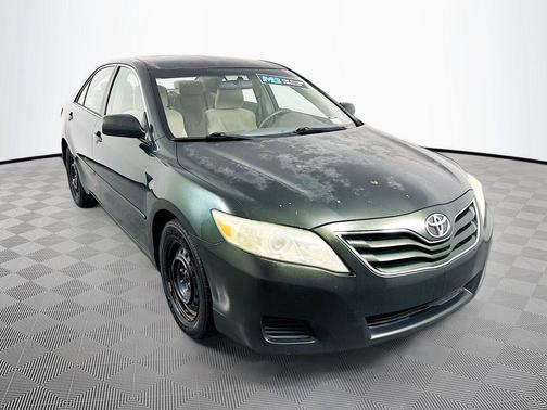 2010 Toyota Camry LE